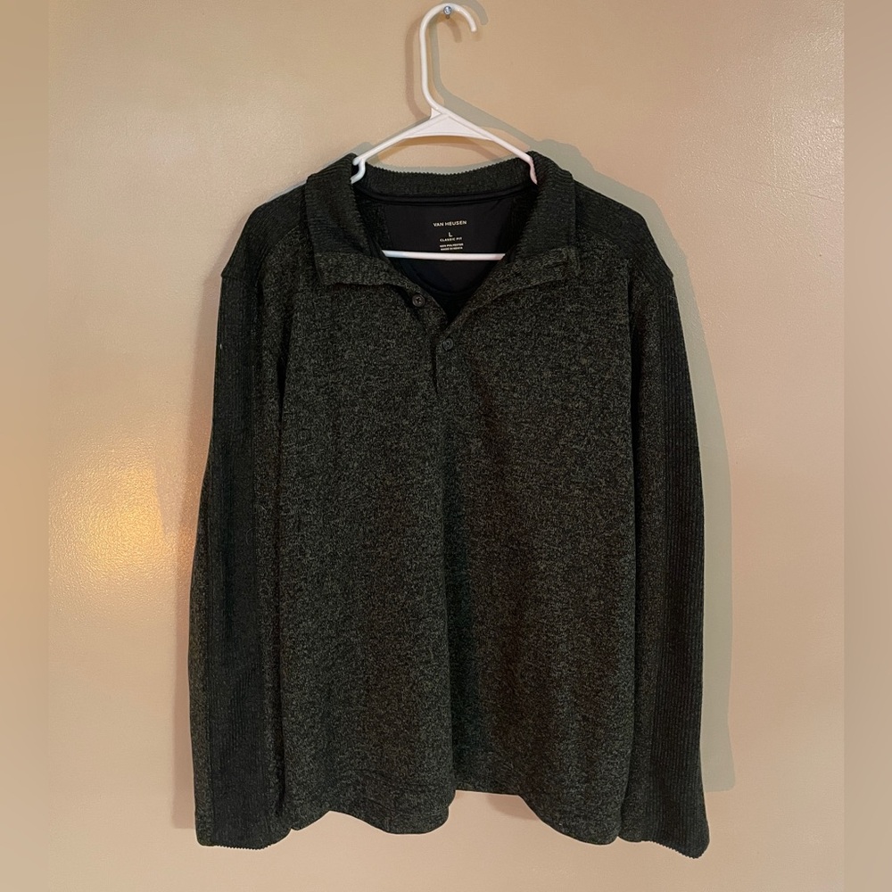 Van Heusen men’s quarter button up